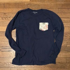 Serengetee medium shirt